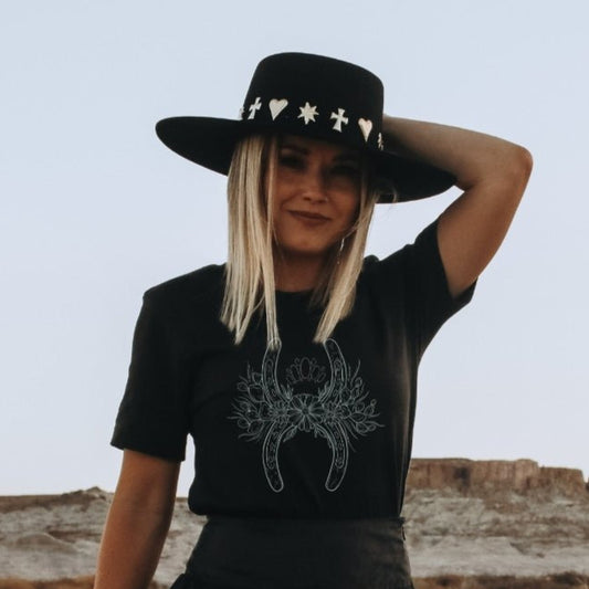 Lucky Horseshoes Outline Tee | Western Graphic Tee - Desert Darling Brand- Desert Darling Brand